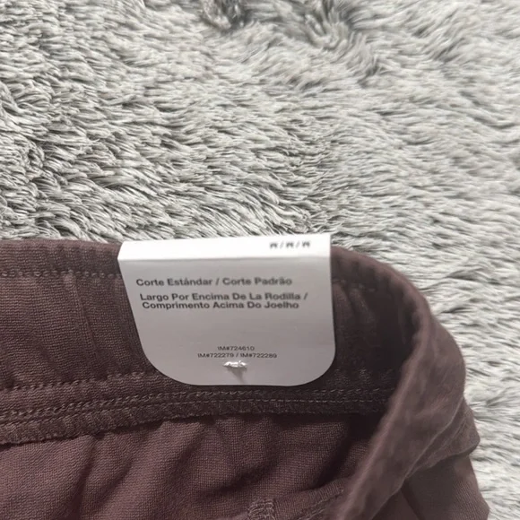 Nike - tech shorts - Picture 4 of 6